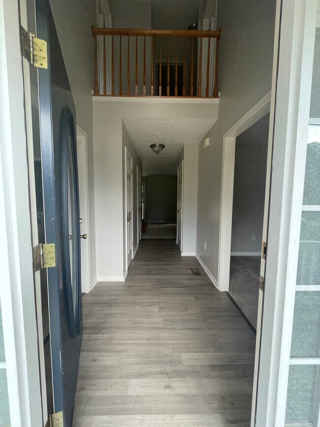 Foto del edificio - 9035 Mullen Rd