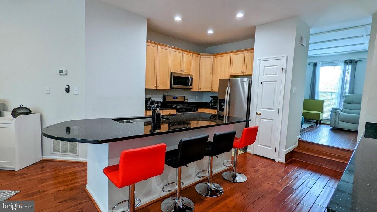 21386 Shady Wood Terrace, Broadlands, VA 20148 Townhome Rentals in