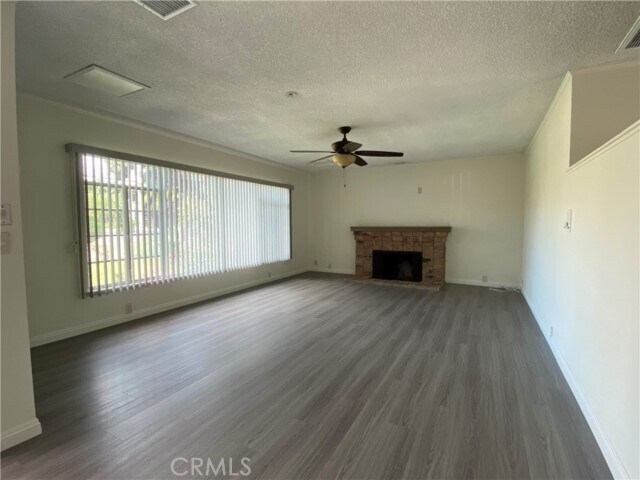 Building Photo - 9334 Rives Ave