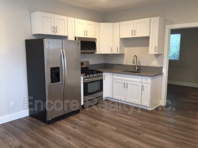 Foto del edificio - 2143 Second Ave