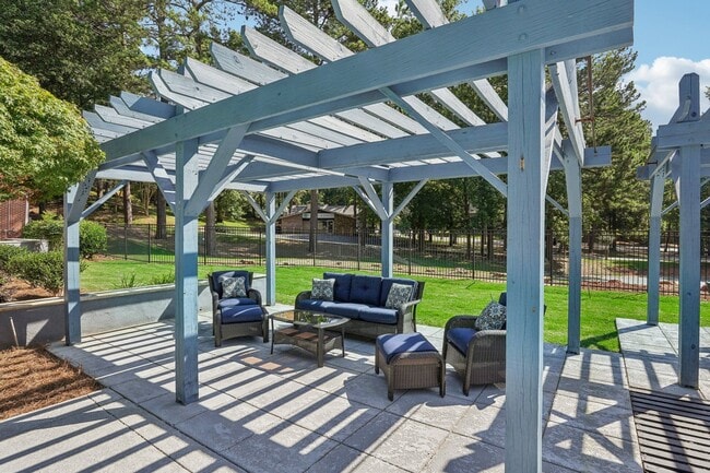 Interior Photo - Avondale Village