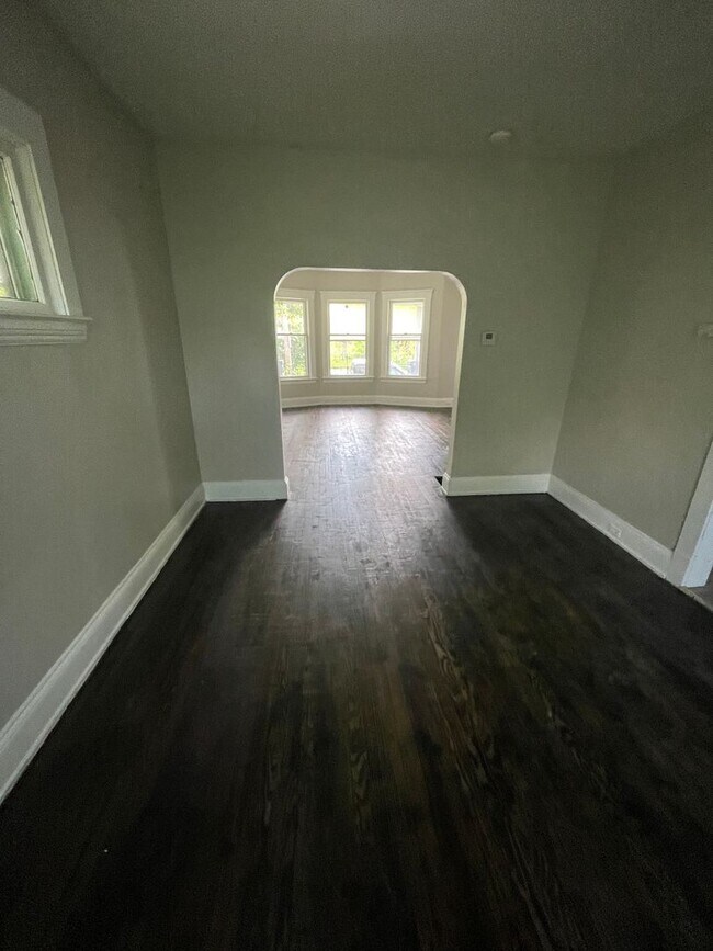 Building Photo - Section 8 Accepted!
