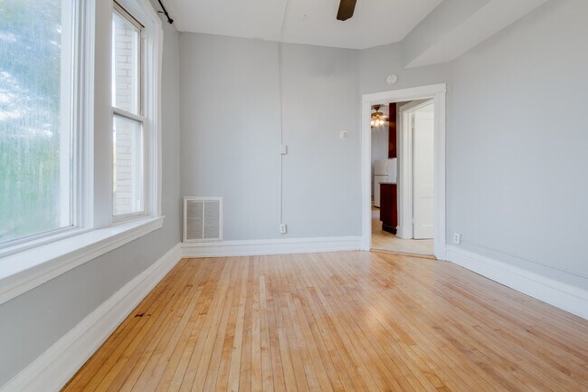 Foto del edificio - 2511 W Le Moyne St