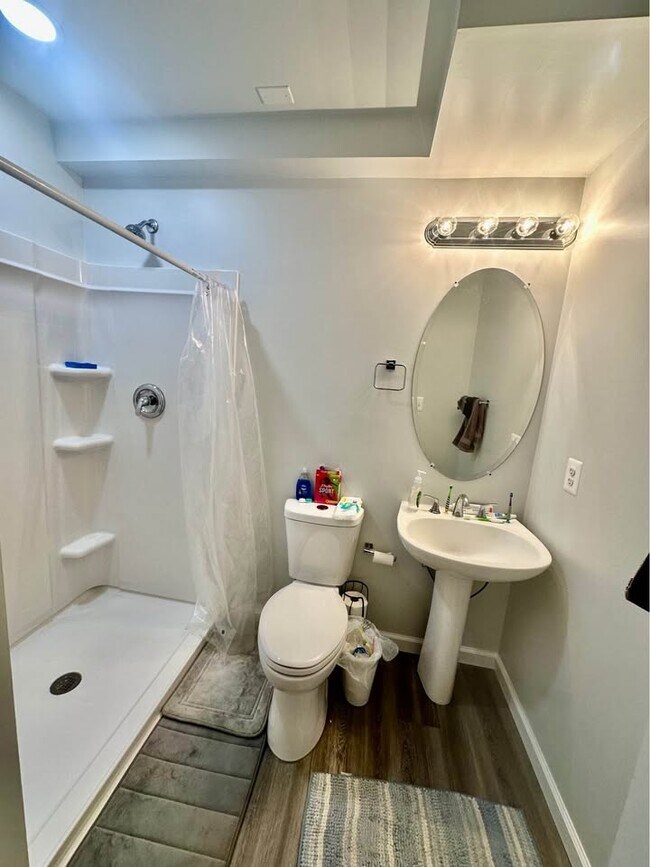 Building Photo - 5403 Veld Ct