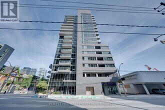 Building Photo - 320 Richmond St E