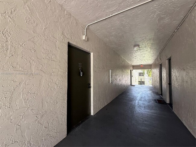 Building Photo - 7911 SW 104th St