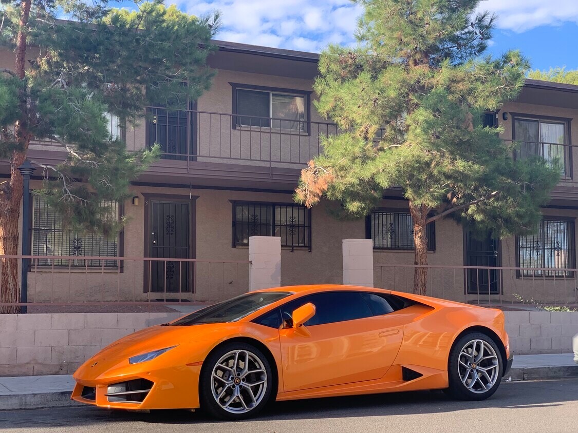 Foto principal - 605 S Royal Crest Cir