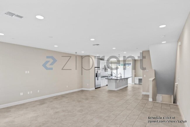 Building Photo - 5871 Blue Topaz Ct