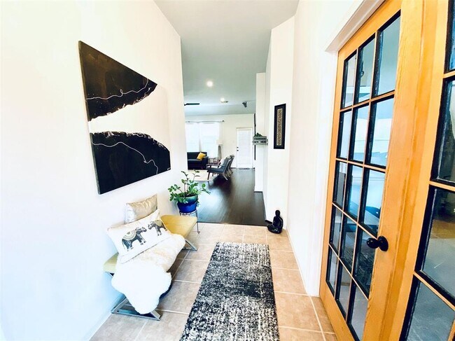 Foto del edificio - 16803 Bay Ledge Ct
