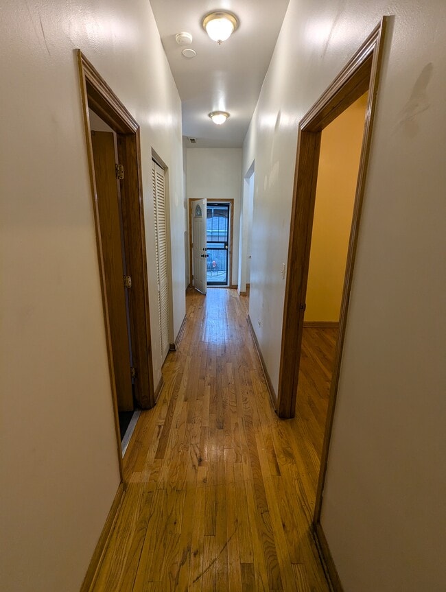 Back Hall - 3212 W Warren Blvd