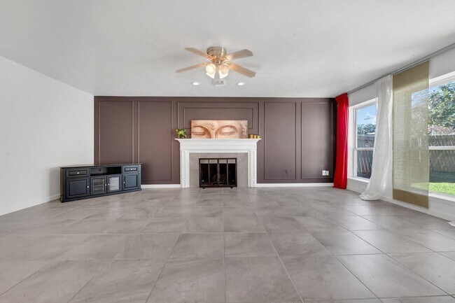 Foto del edificio - 4422 Warwick Dr