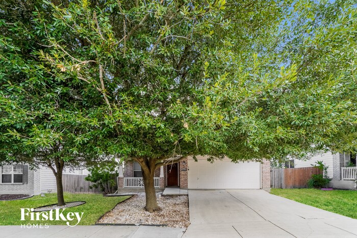 Foto principal - 10115 Red Iron Creek
