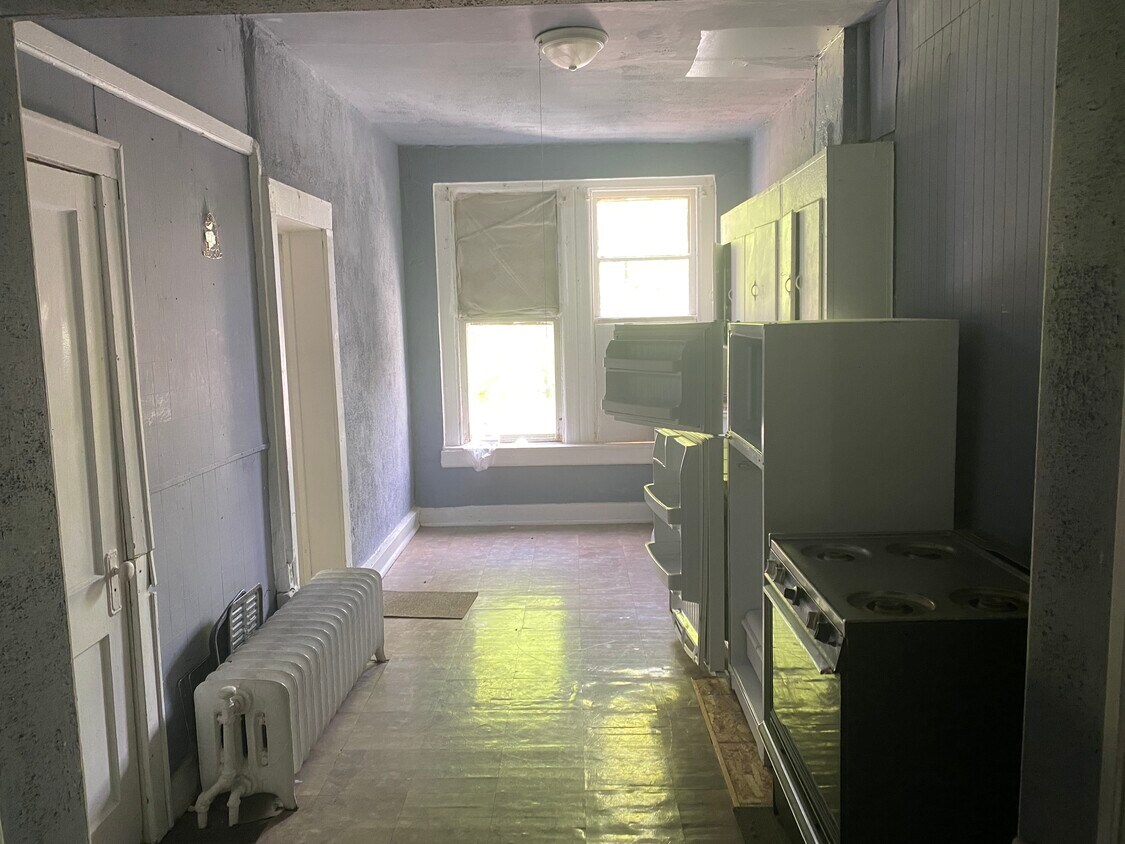 kitchen & living room - 222 Lark St