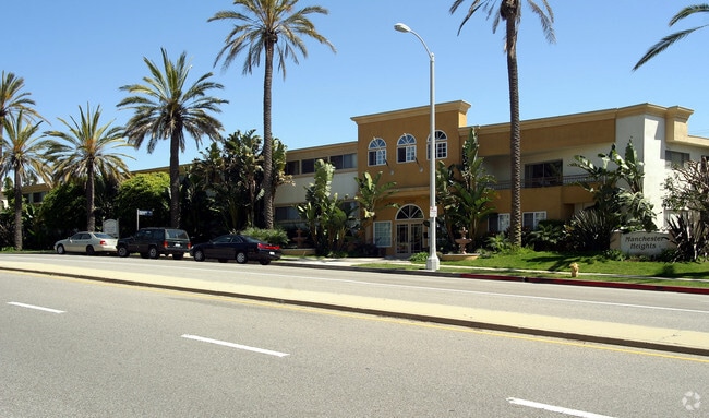 Building Photo - La Playa Court