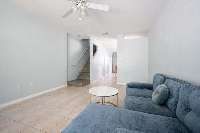 Foto del edificio - 3860 SW 20th Ave