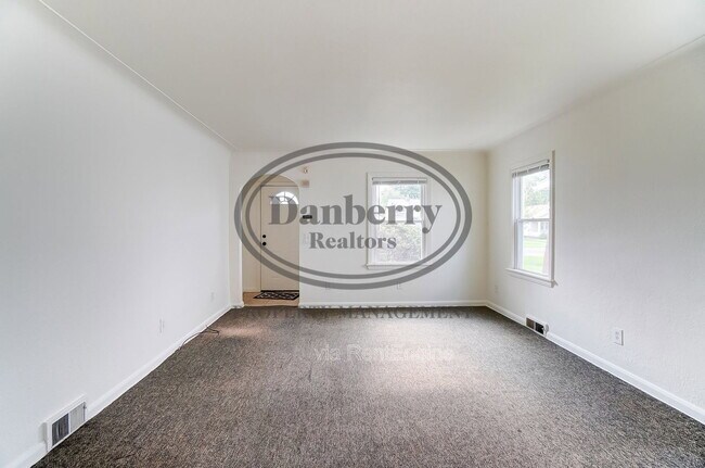Foto del edificio - 919 Brookley Blvd