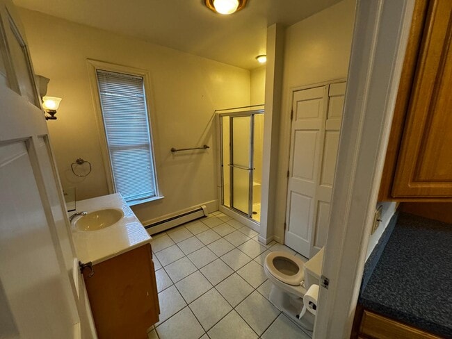 Building Photo - 337 E 2nd St