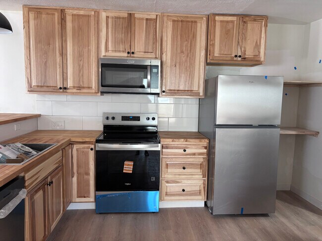 Foto del edificio - 9402 Claremont Ave NE