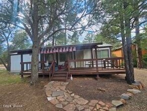 Building Photo - 2192 S Woods Dr
