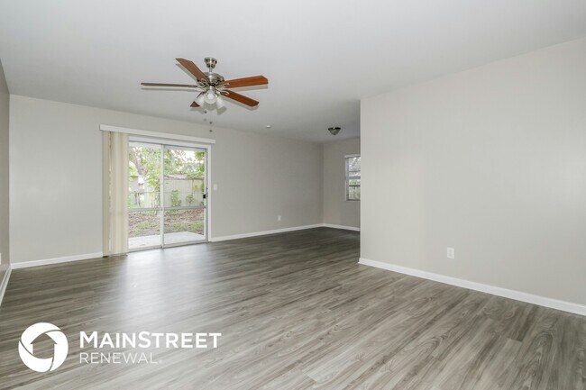 Foto del edificio - 4810 Wynwood Dr