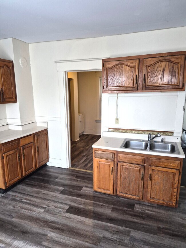 Foto del edificio - 601 E 12th St