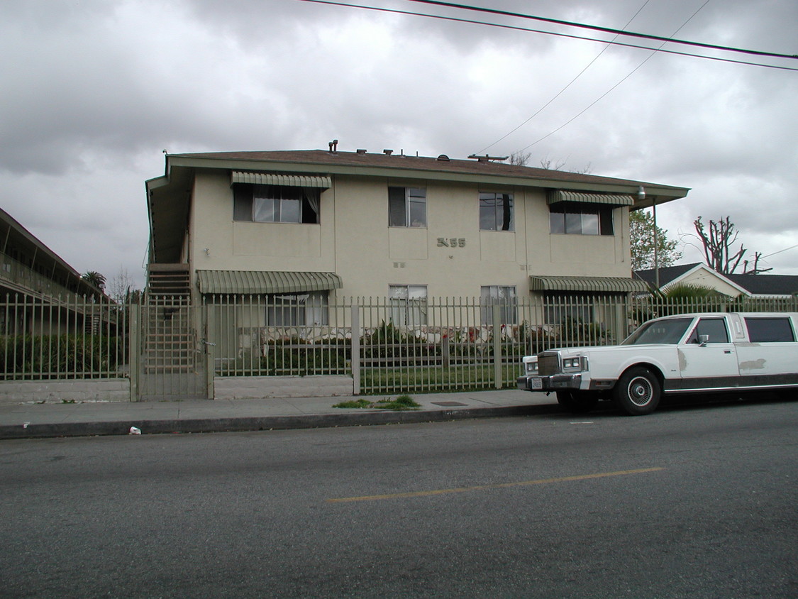 Building Photo - Burtonian Apartments