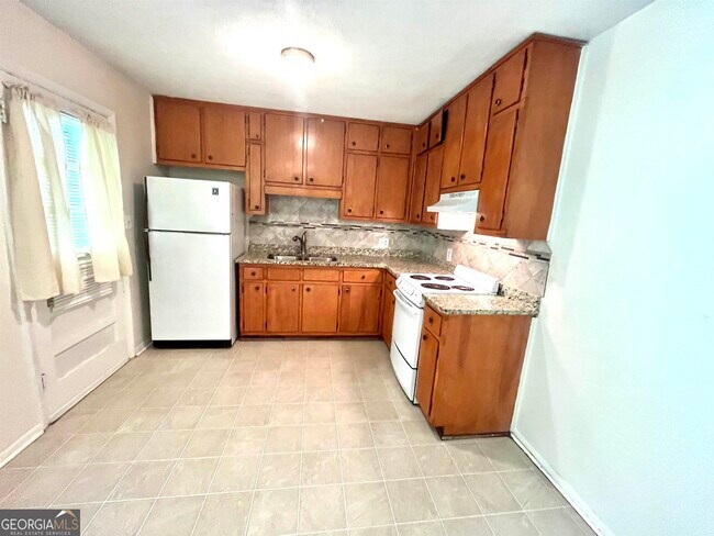 Foto del edificio - 1002 Level Creek Rd