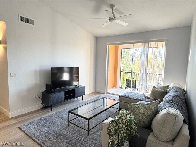 Foto del edificio - 1190 Reserve Way