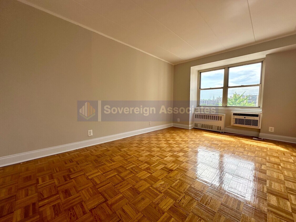 Primary Photo - 30 Park Ave