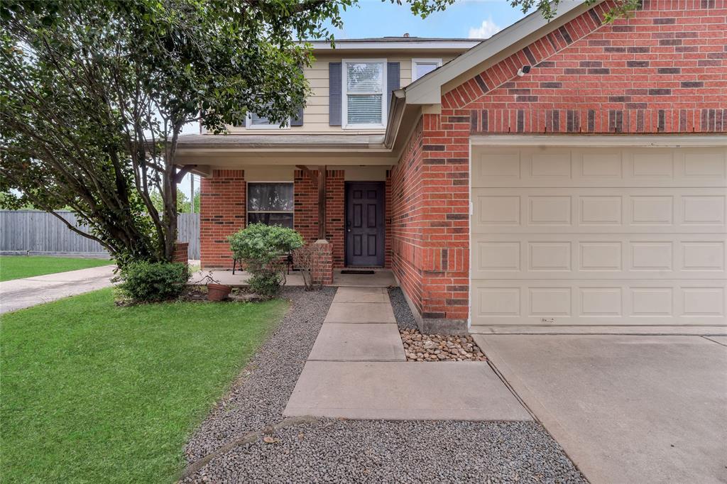 Foto principal - 24422 Lakecrest Village Dr