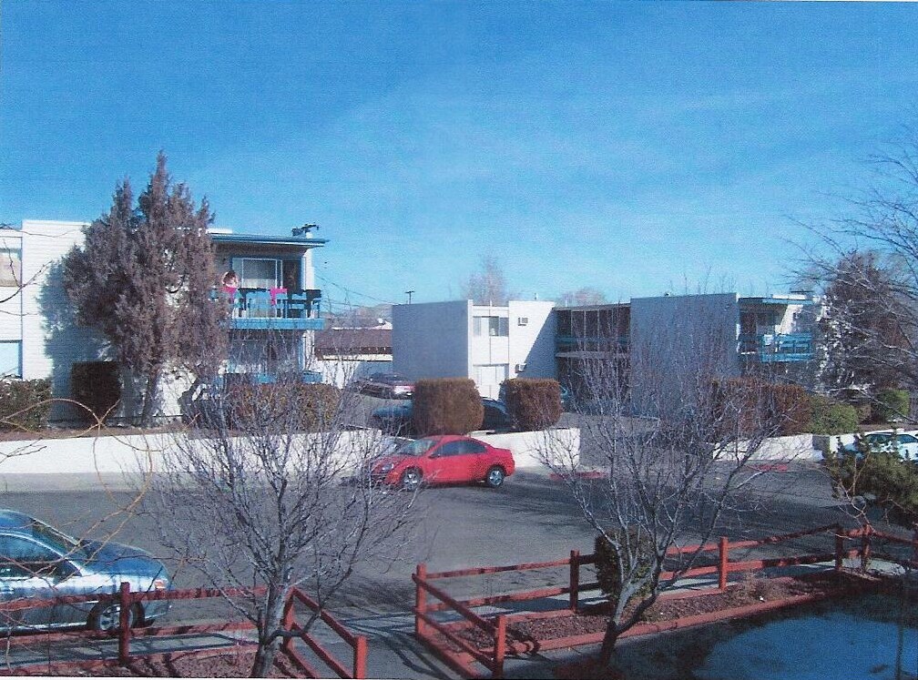 Foto del edificio - 1355 Carlin St