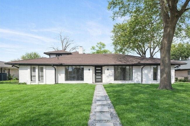 Photo - 2325 Regal Rd House