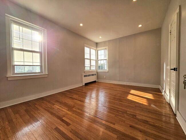 Foto del edificio - 1 Dewitt Rd