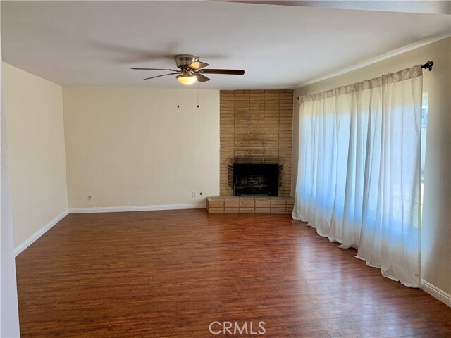 Foto del edificio - 673 Grove Hill Dr