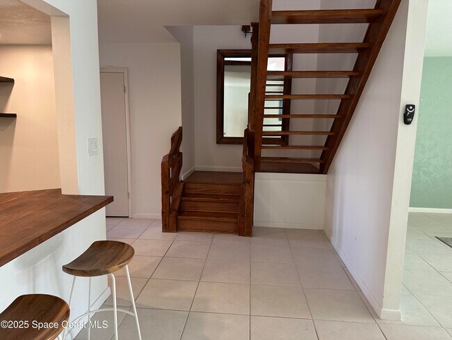 Foto del edificio - 56 Emerald Ct