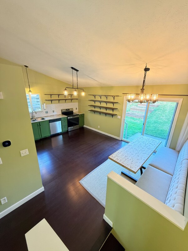 Foto del edificio - 1805 N 207th St