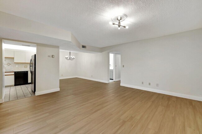 Foto del edificio - 1200 SE Parkview Pl