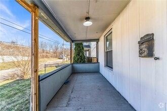 Building Photo - 1274 Welsh Ave