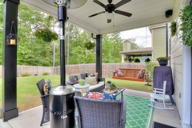 Foto del edificio - 1554 Driftwood Ln