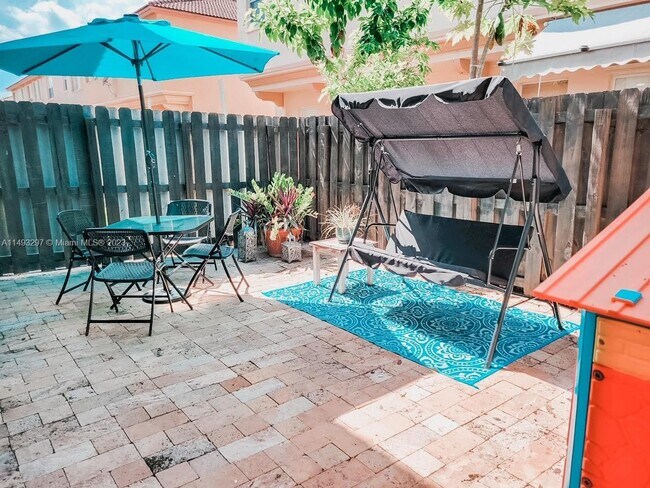 Foto del edificio - 12815 SW 134th Terrace