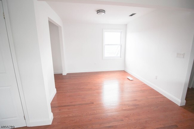 Foto del edificio - 26 Van Rensselear St