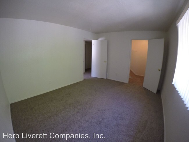 Building Photo - 5738 Garfield Ave
