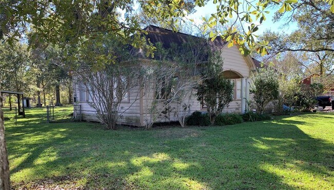 Building Photo - 7356 Cayton St