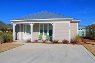 Building Photo - 2208 Sea Dune Dr