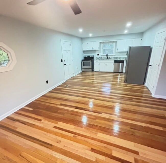 Foto del edificio - 6381 Elevation Rd