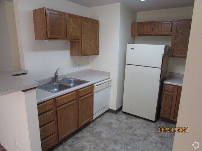 Building Photo - 10 Woodridge Ct