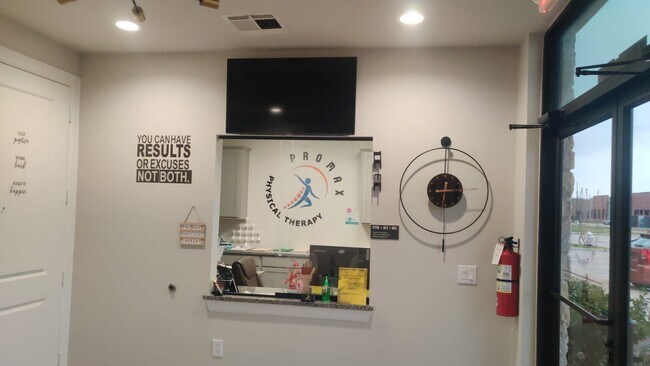 Foto del edificio - 2743 Imperia Dr