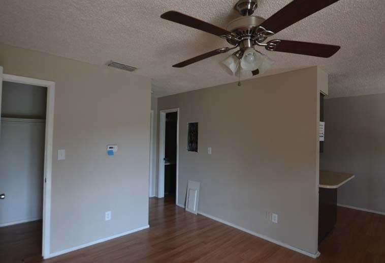 Interior Photo - Avenue H Apartments