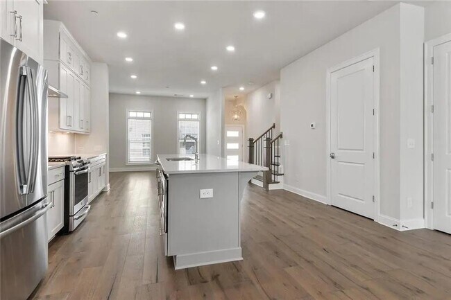 Foto del edificio - 4317 Parkside Pl