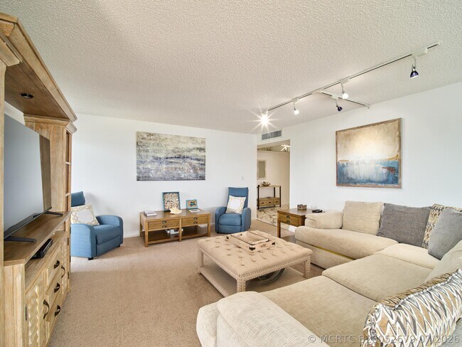 Foto del edificio - 5550 N Ocean Dr